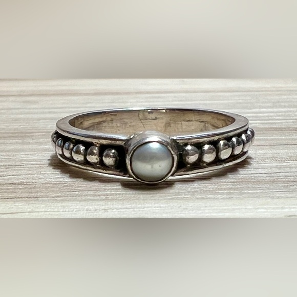 Vintage Designer Signed SU Sterling Silver Gray Pearl Caviar Band Ring, Size 7.5 - Picture 2 of 10
